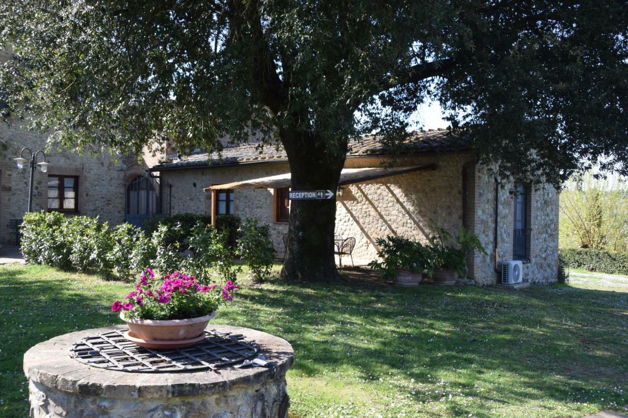 Aparthotel Le Rocche Di Valiano Extérieur photo